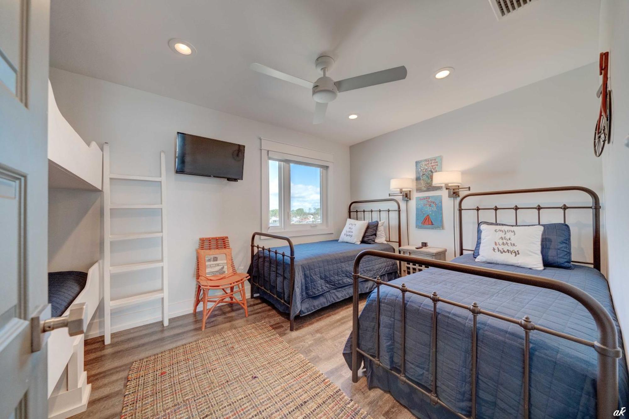 Luxury Family Front Property! Family Oriented! Gulf Views! Holiday home